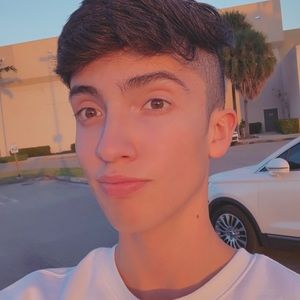 Meet your Posher, Mimichael